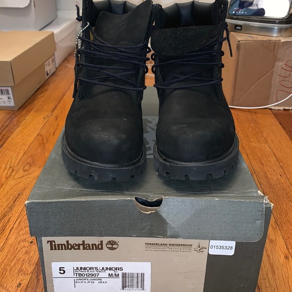 Black Timberland Boots - Picture 2 of 5